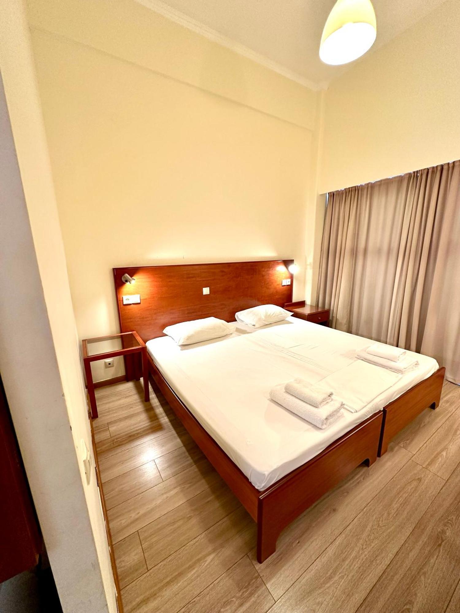 Hotel Akti Loutráki Zimmer foto